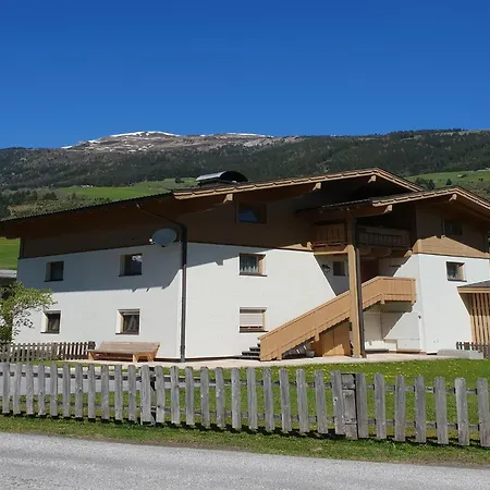 Apartment Eva In With Balcony, Cleaning Included Wald im Pinzgau
